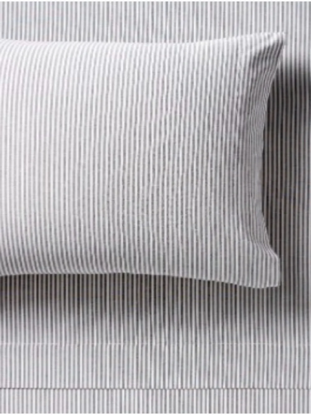 One Pottery Barn Teen Organic Cotton Grey Stripe Pillowcase, Standard